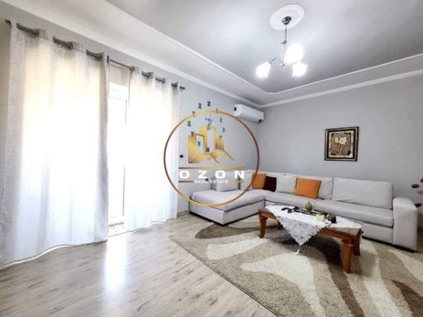 Korce, shitet apartament 2+1+BLK Kati 4, 115 m² 63.000 Euro (Rruga Nexhip Vincani Korçë)