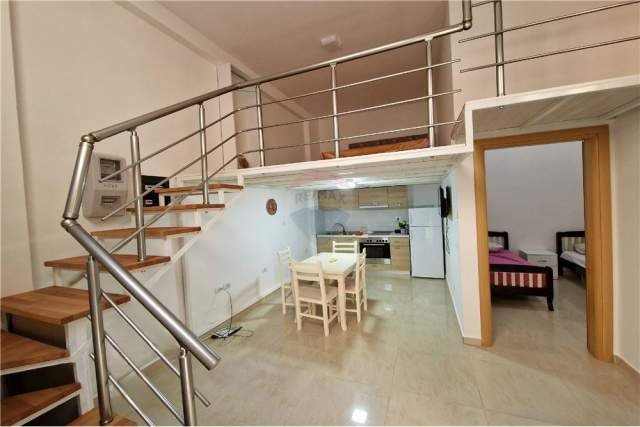 Shqiperi, shes apartament duplex Dublex Kati 0, 56 m² 85.000  (Rruga Murat Terbaci,Lungomare)