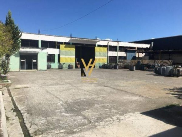 Tirane, shitet magazine Kati 0, 600 m² 980.000 Euro (AUTOSTRADA TIRANE-DURRES)