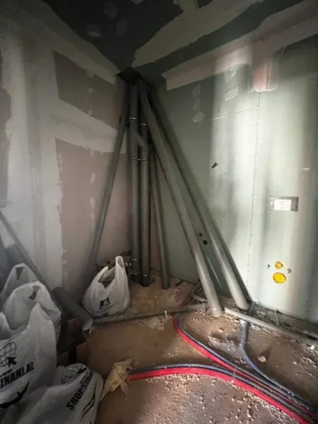 Tirane, shitet apartament 2+1+A+BLK Kati 4, 122 m² 175.000 Euro (ISH TREGU ELEKRIK AFER RRUGES SE ELBASANIT)