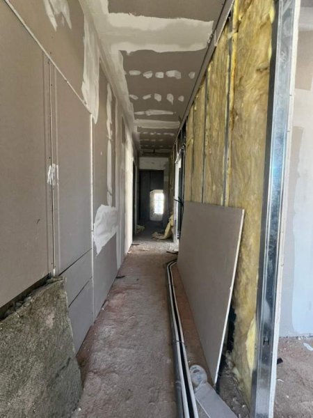 Tirane, shitet apartament 2+1+A+BLK Kati 4, 122 m² 175.000 Euro (ISH TREGU ELEKRIK AFER RRUGES SE ELBASANIT)