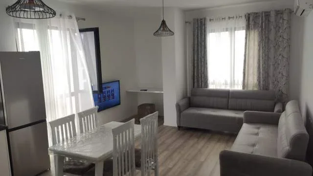 Tirane, jepet me qera apartament 1+1+A+BLK Kati 10, 71 m² 500 Euro (Farmacia 10 Asl)