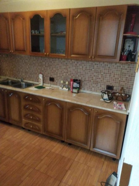 Tirane, jepet me qera apartament 2+1 Kati 4, 91 m² 550 Euro (SHKOLLA E BALETIT)