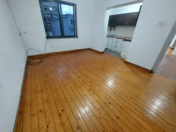 Tirane, shitet apartament 2+1+BLK Kati 5, 119 m² 119.002 Euro (Rruga e Kavajes)