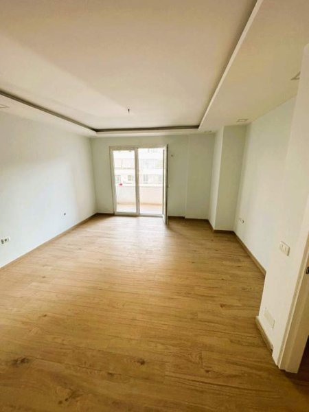 Tirane, shitet apartament 2+1+A+BLK 110 m² 121.000 Euro (Unaze e Re, Astir)