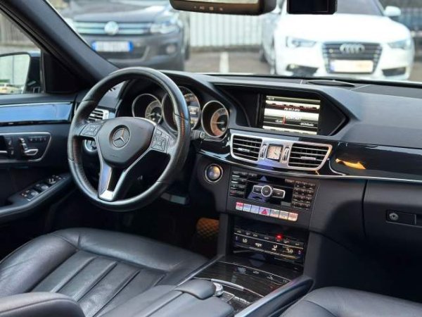 Tirane, shes makine Mercedes-Benz E 220 CDI BLUETEC AVANTGARDE DESIGNO Viti 2014, 15.900