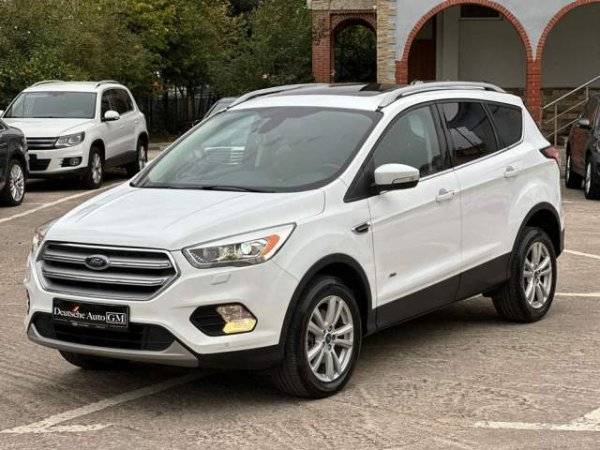 Tirane, shes xhip Ford KUGA 2.0 TDCI INDIVIDUAL ST-line TITANIU Viti 2018,