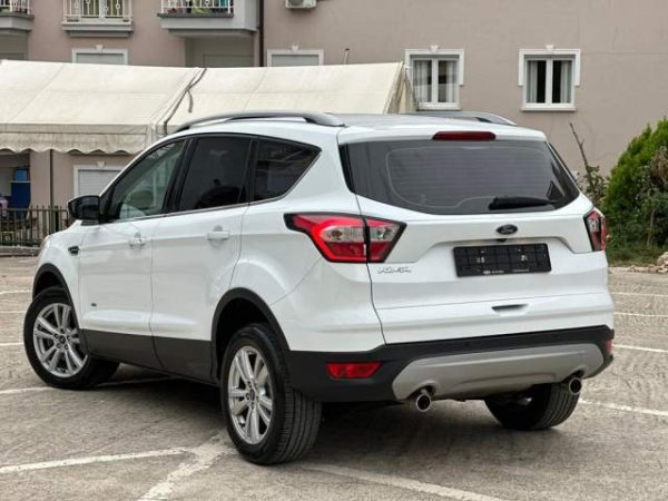 Tirane, shes xhip Ford KUGA 2.0 TDCI INDIVIDUAL ST-line TITANIU Viti 2018,