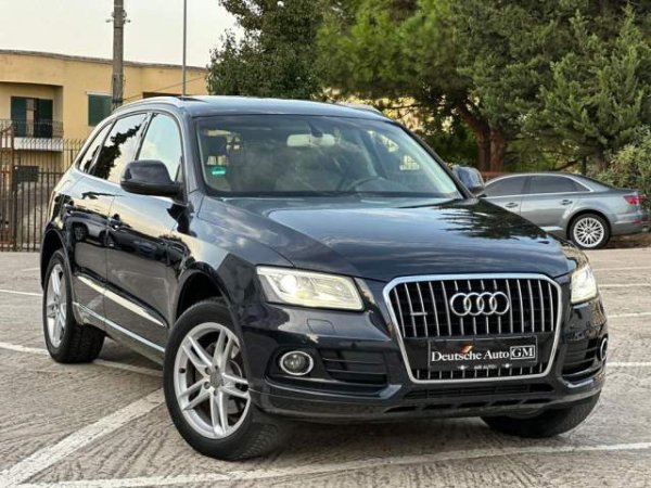 Tirane, shes xhip Audi Q5 2.0 TDI 3xS-LINE PANORAMA Quattro Viti 2013,