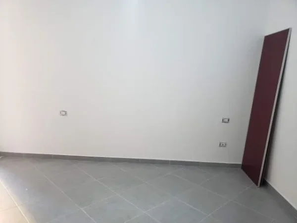Tirane, jepet me qera apartament 1+1+BLK Kati 1, 59 m² 350 Euro
