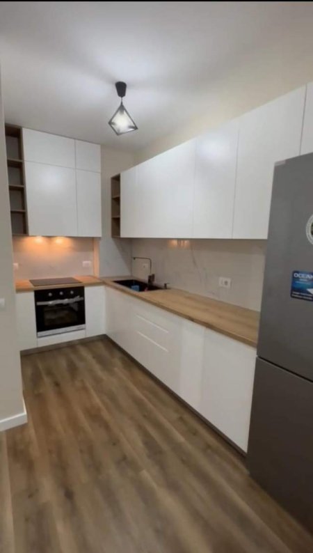 Tirane, shitet apartament 2+1 Kati 8, 100 m² 120.000 Euro (Casa Italia)