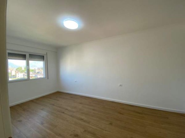 Tirane, jepet me qera apartament 3+1+BLK Kati 2, 110 m² 500 Euro (teodor keko)