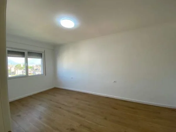 Tirane, jepet me qera apartament 3+1+BLK Kati 2, 110 m² 500 Euro (teodor keko)
