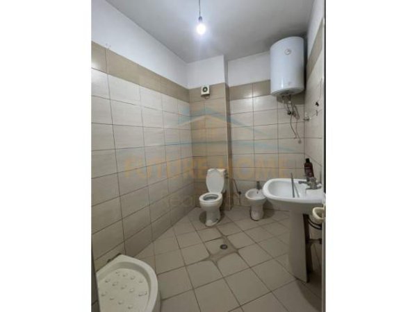 Tirane, shitet apartament 1+1 Kati 1, 70 m² 80.000 Euro