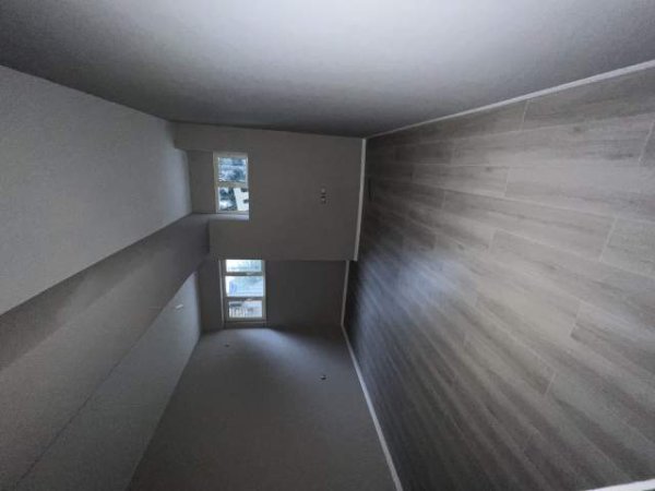 Tirane, shitet apartament 2+1 Kati 0, 105 m² 75.000 Euro (restorat fresku)