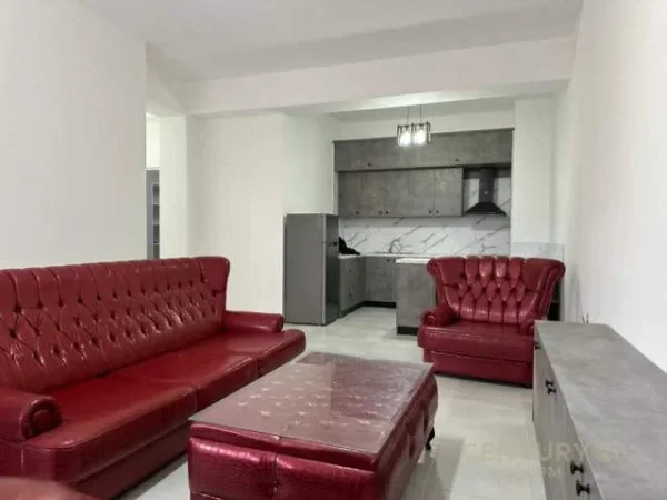 Tirane, jepet me qera apartament 2+1+BLK Kati 1, 124 m² 650 Euro (Kodra e Diellit)