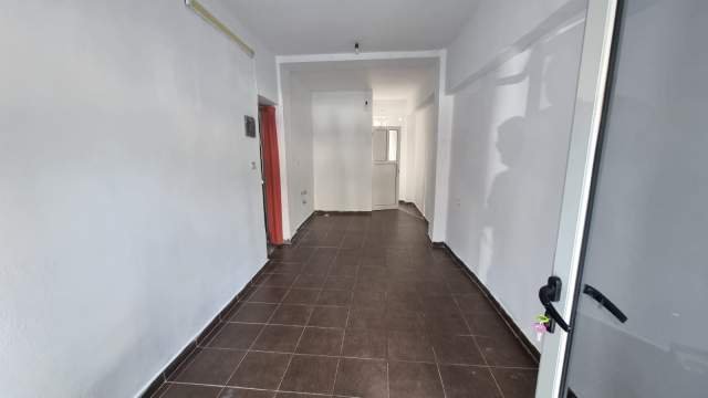 Shes ambjent biznesi Kati 0, 27 m² 58.300 Euro (Vlore)