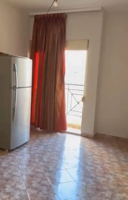 Tirane, jepet me qera apartament Kati 5, 121 m² 700 Euro (Selvia)