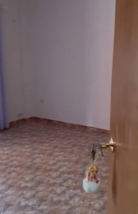 Tirane, jepet me qera apartament Kati 5, 121 m² 700 Euro (Selvia)
