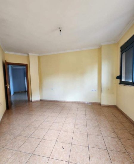 Tirane, shitet apartament 2+1+BLK Kati 6, 120 m² 190.000 Euro (xhamia e tabakeve)