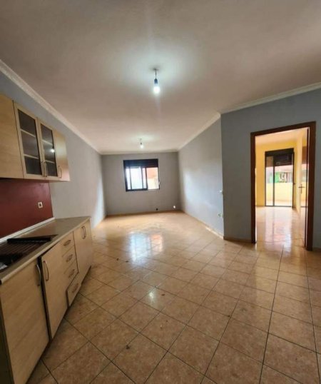 Tirane, shitet apartament 2+1+BLK Kati 6, 120 m² 190.000 Euro (xhamia e tabakeve)