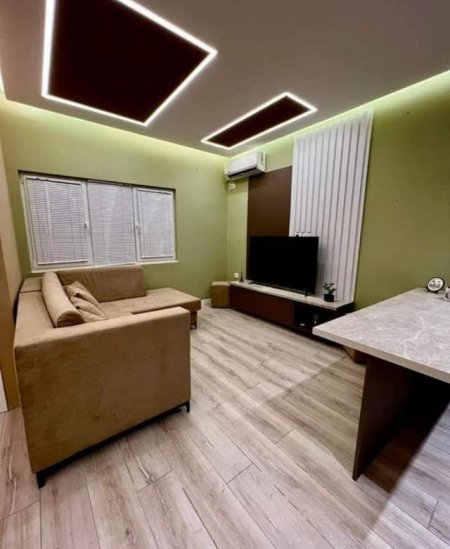 Tirane, shitet apartament 1+1+BLK Kati 5, 48 m² 95.000 Euro (pazari i ri)