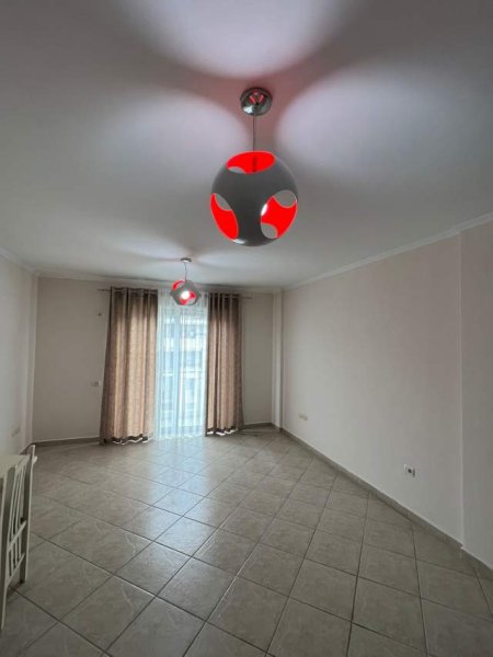 Tirane, shitet apartament 2+1+BLK Kati 5, 154 m² 125.000 Euro (fresk)