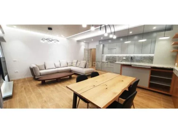 Tirane, jepet me qera apartament 132 m² 1.300 Euro (liqeni)