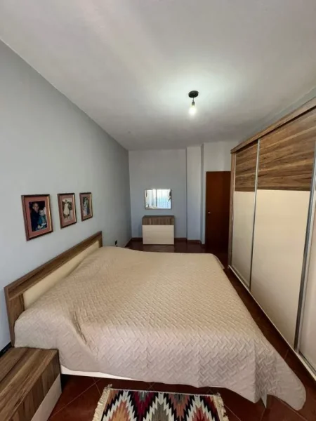 Tirane, shitet apartament 2+1+BLK Kati 8, 115 m² 200.000 Euro (Rruga fortuzi , prane eco market)