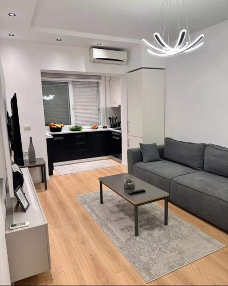 Tirane, shitet apartament 1+1 Kati 5, 68 m² 120.000 Euro (Myslym Shyri)