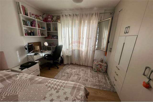 Vlore, shes apartament 3+1+BLK 156 m² 187.000 Euro (Bulevardi Ismail Qemali ,prane Conad)