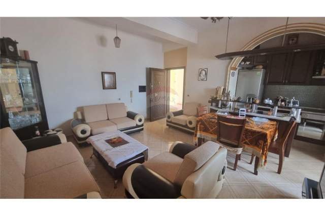 ofert Penthouse 2+1 160 m² 176.000 Euro (Rruga Murat Terbaci)