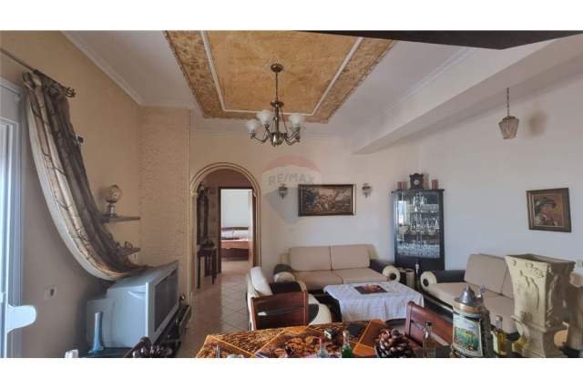 ofert Penthouse 2+1 160 m² 176.000 Euro (Rruga Murat Terbaci)