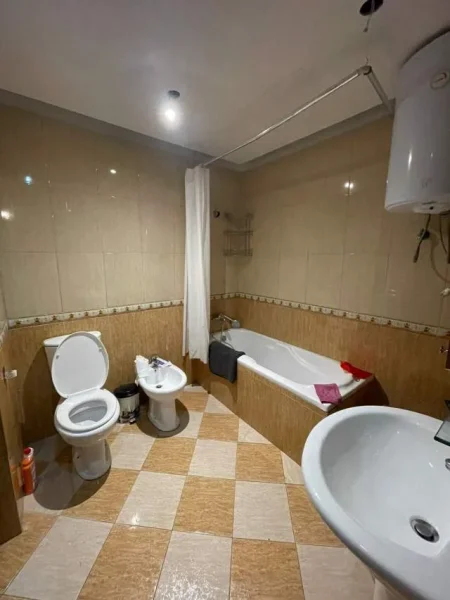 Tirane, jepet me qera apartament 2+1+A+BLK Kati 6, 110 m² 550 Euro (Perballe Delijorgjit)