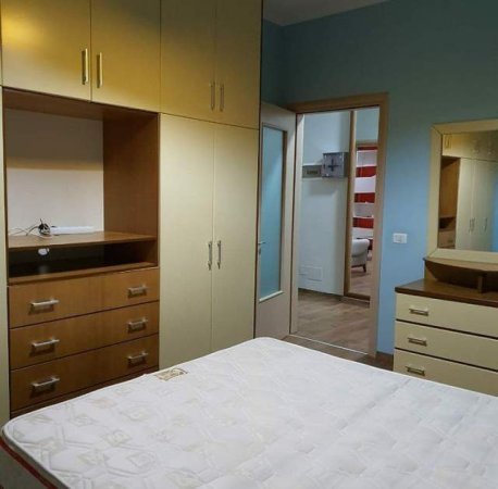 Tirane, jepet me qera apartament 1+1+BLK Kati 3, 70 m² 350 Euro (Kodra diellit bill clinton)