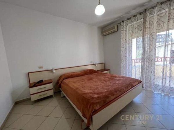 Tirane, shitet apartament 3+1+BLK Kati 3, 130 m² 180.000 Euro (rruga e elbasanit)