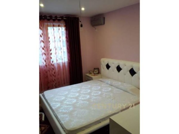 Tirane, shitet apartament 2+1 Kati 4, 72 m² 80.000 Euro