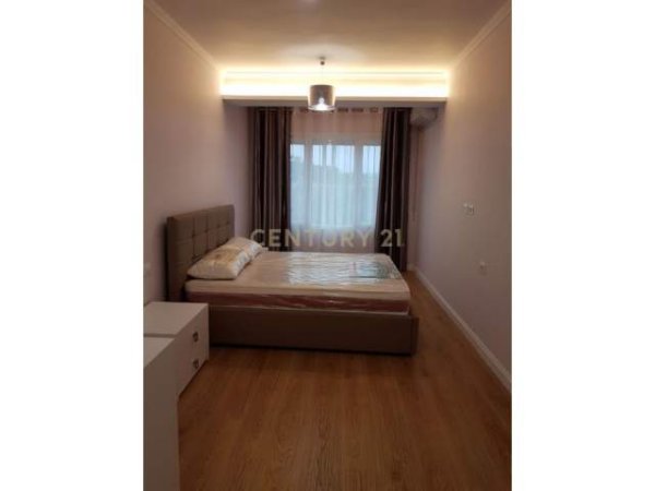 Tirane, jepet me qera apartament 2+1 Kati 1, 100 m² 600 Euro  (Kodra e Diellit Residence)