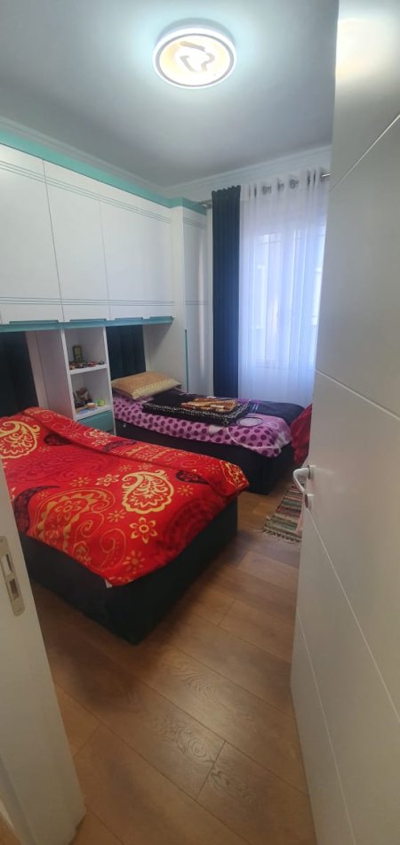 Tirane, shes apartament 2+1+BLK Kati 3, 120 m² 138.000 Euro (kopshti botanik)