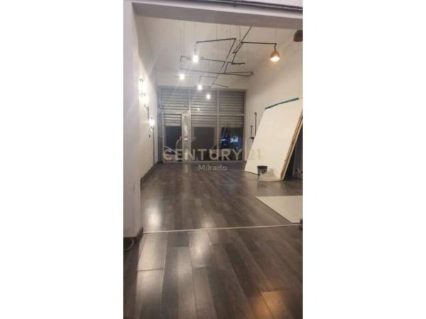 Tirane, jap me qera ambjent biznesi Kati 0, 47 m² 71.000 Euro (rruga dritan hoxha)