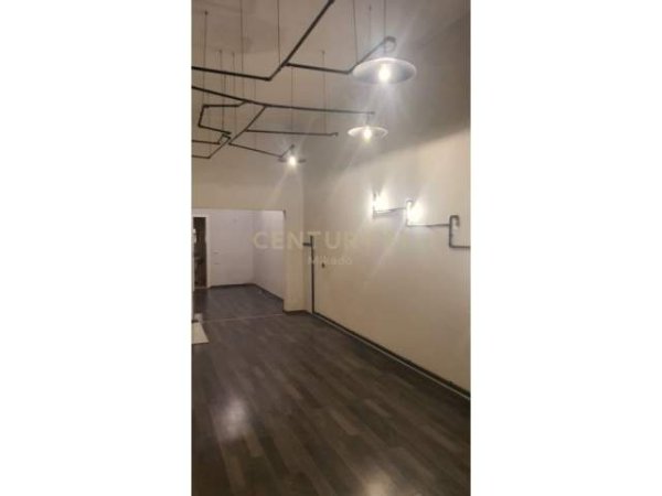 Tirane, jap me qera ambjent biznesi Kati 0, 47 m² 71.000 Euro (rruga dritan hoxha)