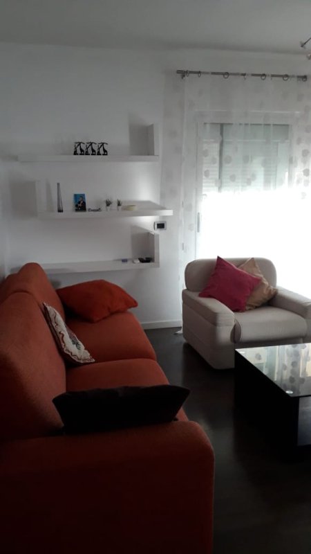 Tirane, shes apartament 2+1+BLK Kati 6, 100 m² 120.000 Euro (Pran Petro Ninit)