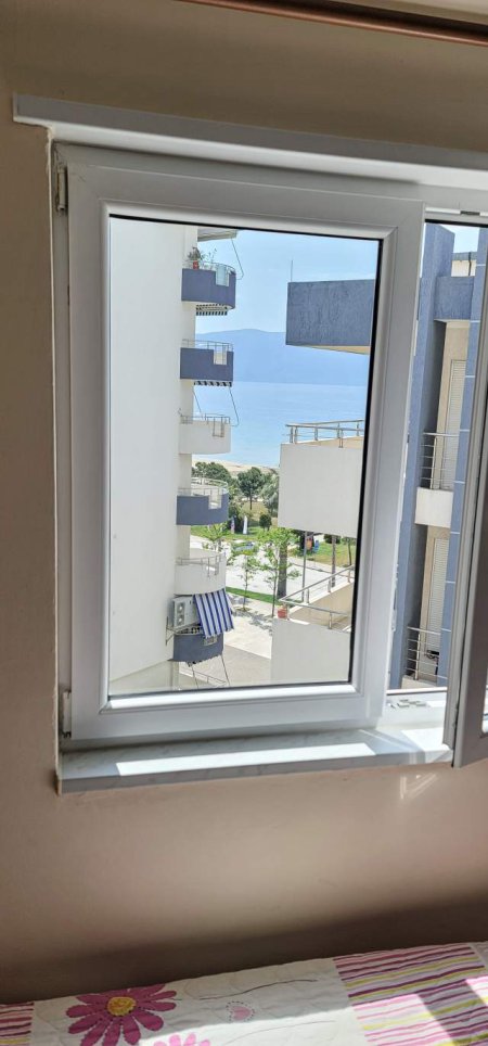 Vlore, jepet me qera apartament Kati 5, 75 m² 50 Euro (Lungomare)