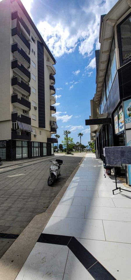 Vlore, jepet me qera apartament Kati 5, 75 m² 50 Euro (Lungomare)