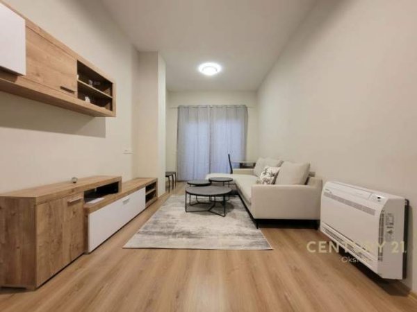 Tirane, jepet me qera apartament 2+1+BLK Kati 0, 124 m² 700 Euro (liqeni that)