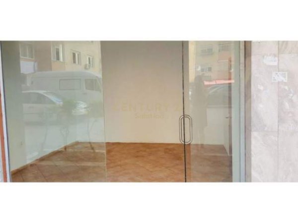 Tirane, ofert ambjent biznesi Kati 0, 80 m² 450 Euro  (Komuna e Parisit)