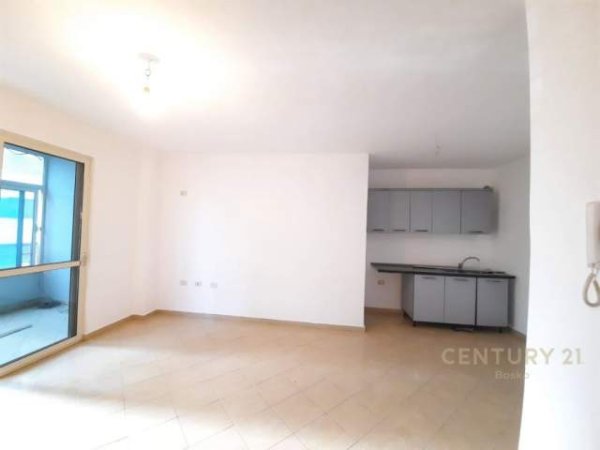 Astir-Shitet apartament 2+1+2 ballkone me vetrata xhami, Kati 2, 96 m² 77.000 Euro