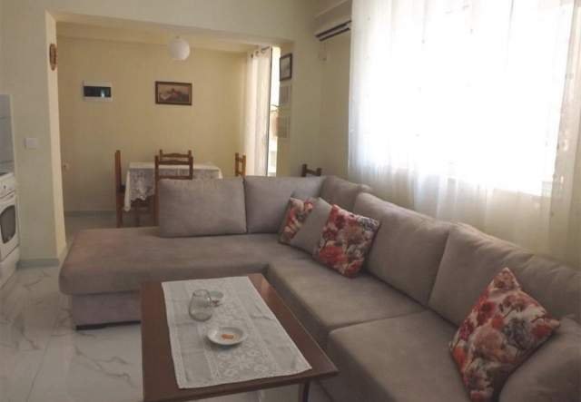 Sarande, jepet me qera apartament 450 Euro