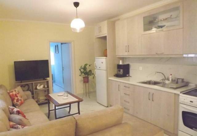 Sarande, jepet me qera apartament 450 Euro