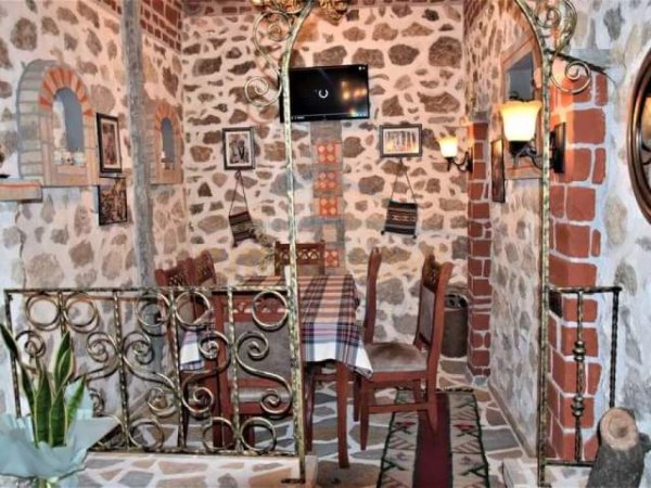 Tirane, shitet bar-resorant Kati -1, 200 m² 400.000 Euro (Myslym Shyri)